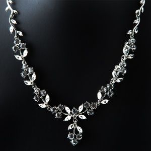 Diamond Necklace (Leaves)